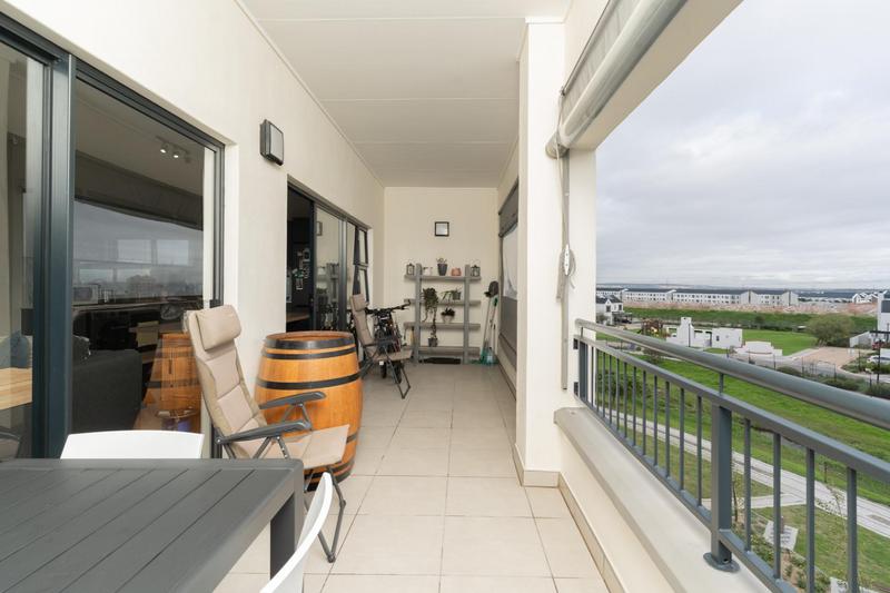 2 Bedroom Property for Sale in The Huntsman Western Cape